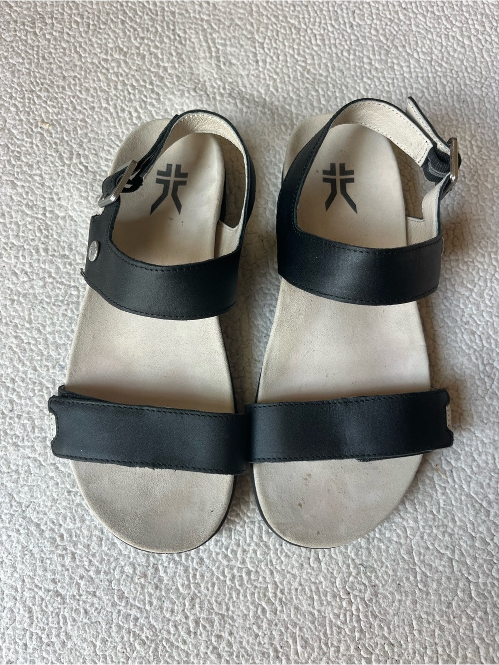KURU Glide Back Orthopedic Black Sandals Womens 10